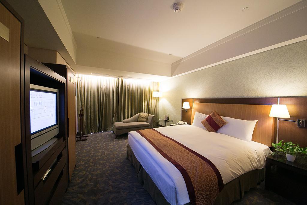 Evergreen Plaza Hotel - Tainan Zimmer foto Deluxe Room