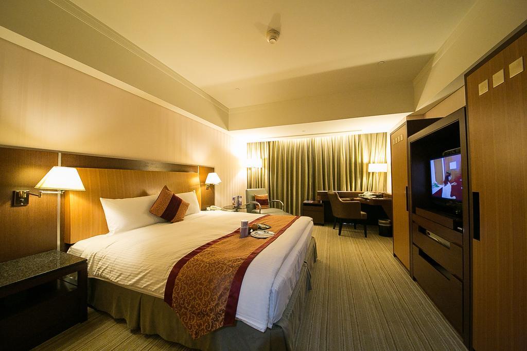 Evergreen Plaza Hotel - Tainan Zimmer foto Deluxe Room