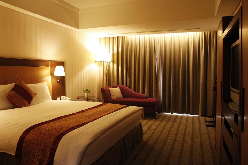 Evergreen Plaza Hotel - Tainan Zimmer foto