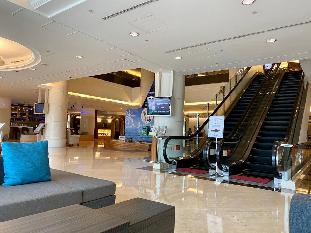 Evergreen Plaza Hotel - Tainan Exterior foto The lobby of the hotel